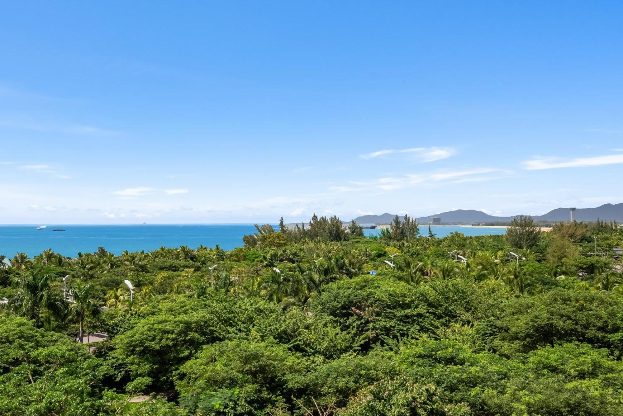 Puhai Sea View Apt By Hailan Tour At Sanya Yazhou Bay#Only 100 Meters To Beach And Sea Swimming Area エクステリア 写真