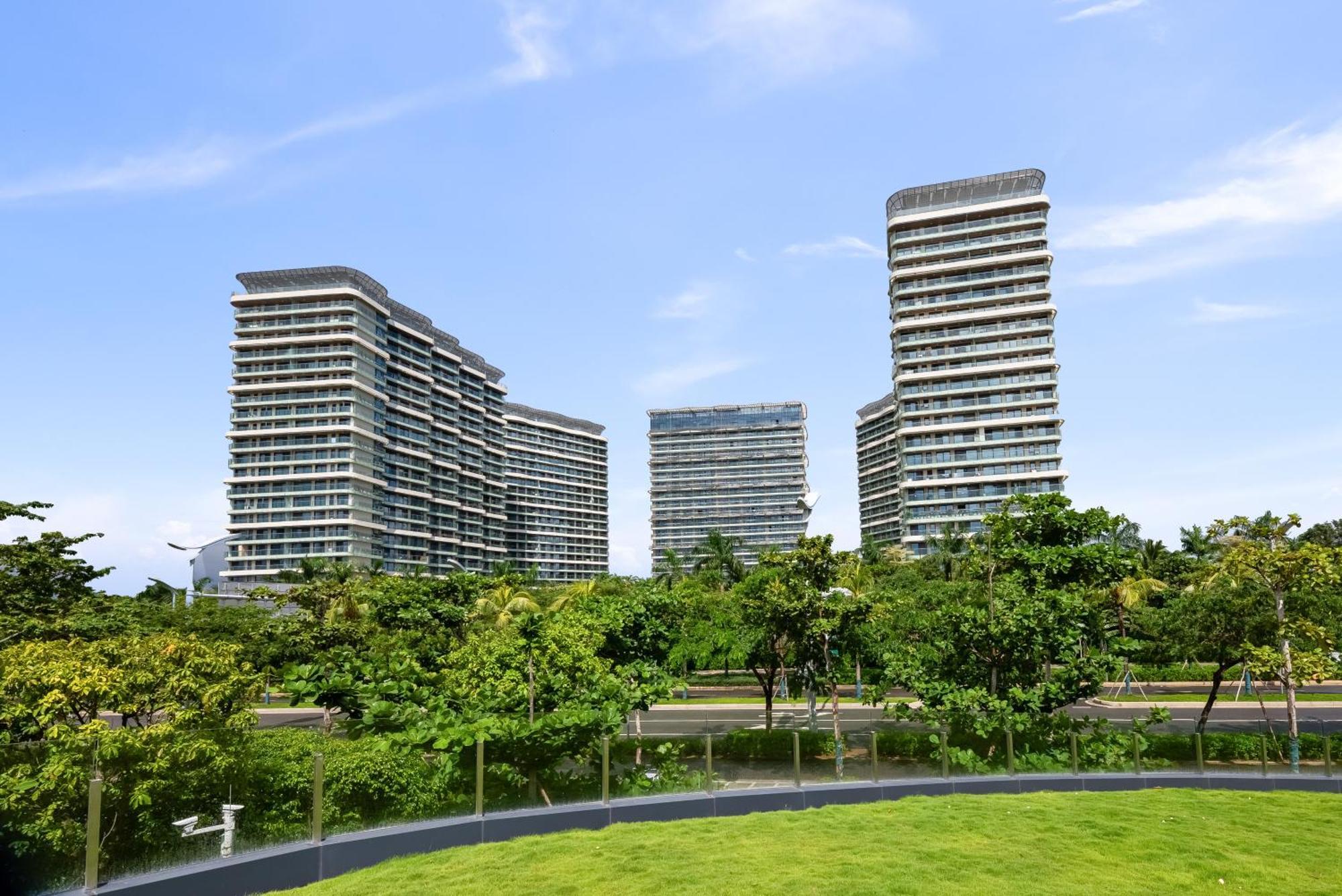 Puhai Sea View Apt By Hailan Tour At Sanya Yazhou Bay#Only 100 Meters To Beach And Sea Swimming Area エクステリア 写真
